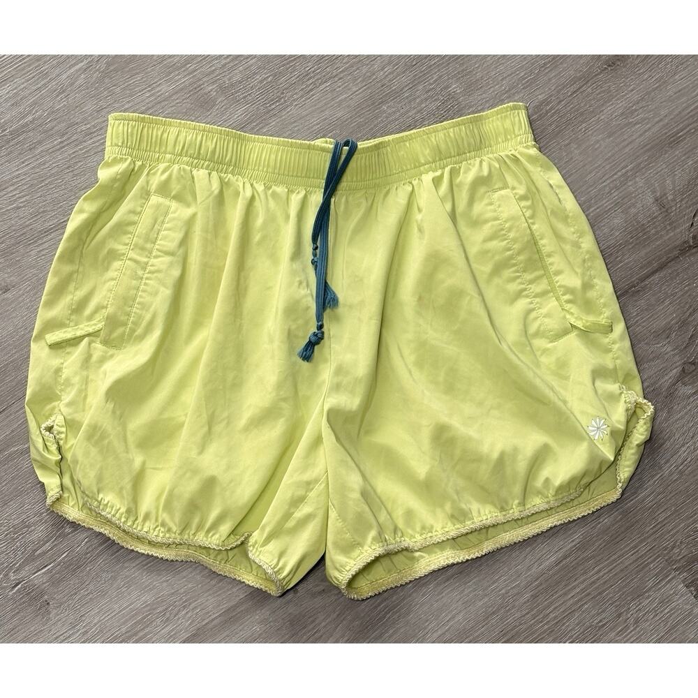 Athleta Athletic Running Shorts Women’s Medium Lime Green Pockets 4” Inseam‎